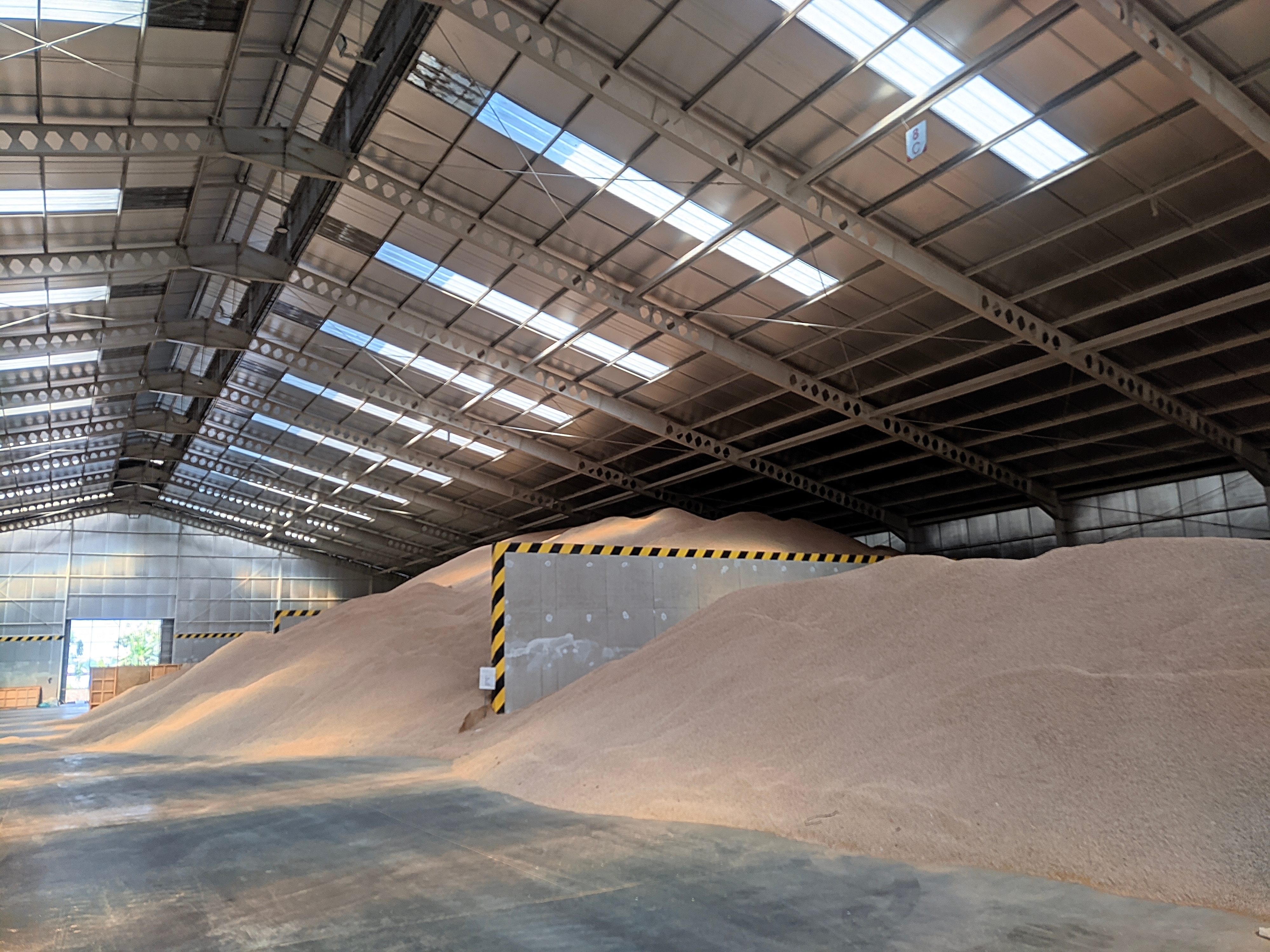 Interior grain storage facility